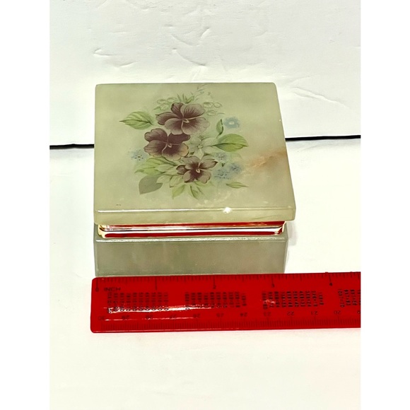 Genuine Alabaster Stone VTG Handcrafted Square Hinged Flower Trinket Box - Picture 4 of 7